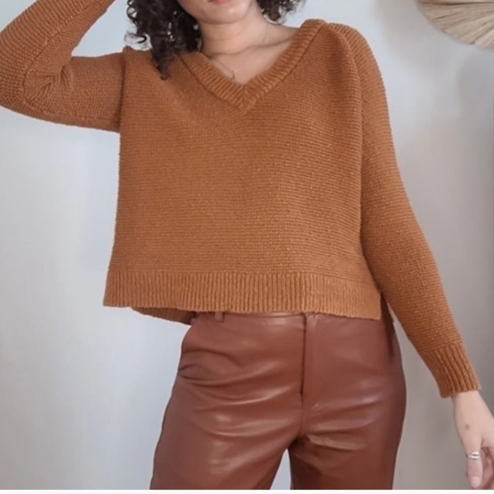 Madewell - CAMEL 100% COTTON TEXTURAL OVERSIZED VNECK KNIT
SWEATER